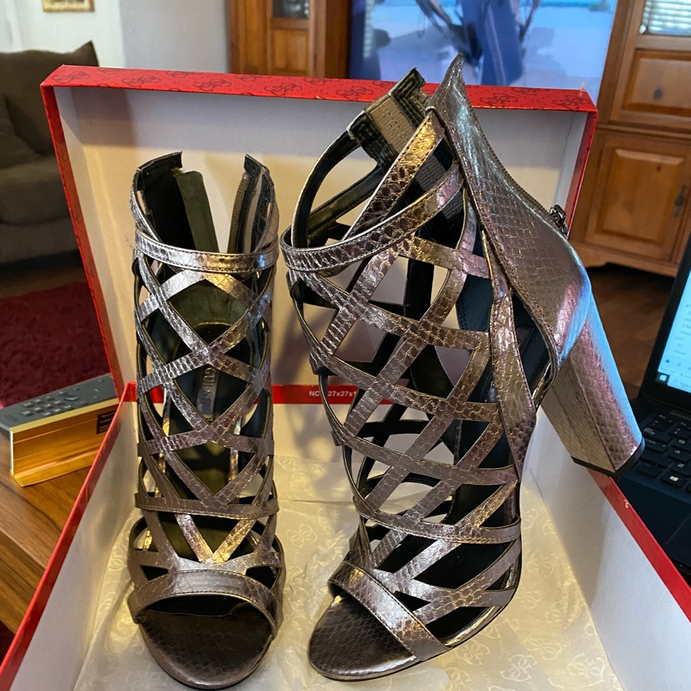 Guess Eriel 2 heels